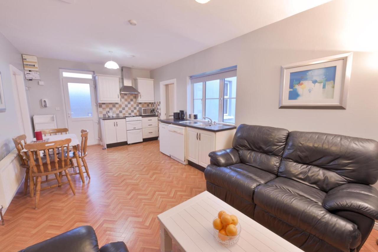 Ocean Breeze Apartment Lahinch Exterior foto